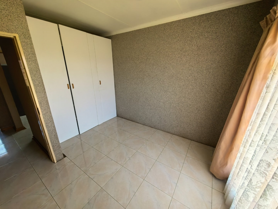 2 Bedroom Property for Sale in Oranjeville Free State